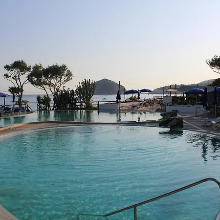 Aparthotel Terme Olympus Barano dʼIschia